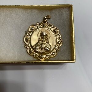 14k gold 2 sided pendant